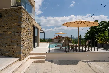 Modern Family Villa with Pool in Grožnjan