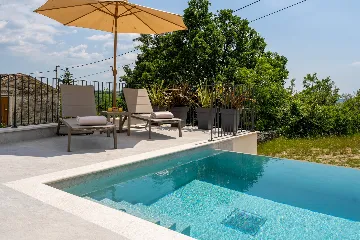 Modern Family Villa with Pool in Grožnjan