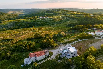 Modern Family Villa with Pool in Grožnjan