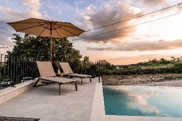 Modern Family Villa with Pool in Grožnjan