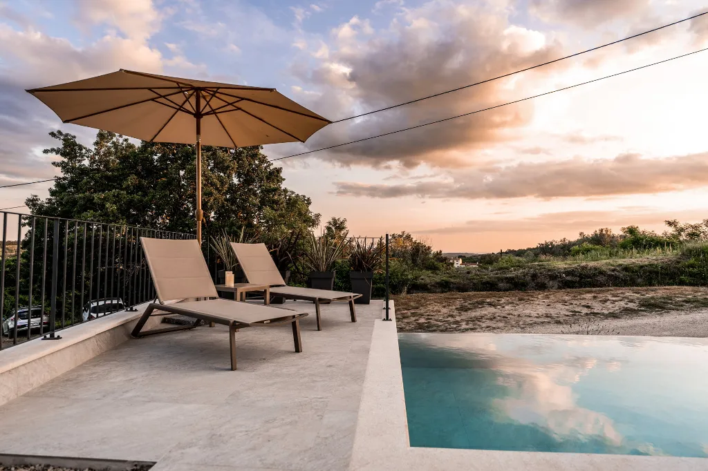 Modern Family Villa with Pool in Grožnjan