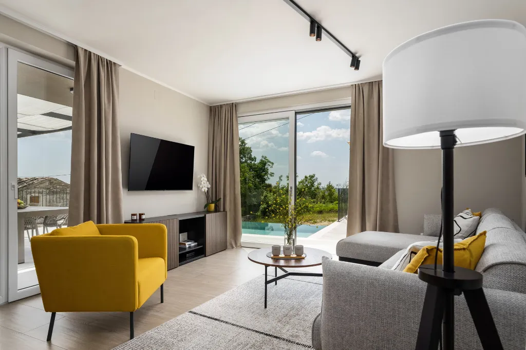 Modern Family Villa with Pool in Grožnjan
