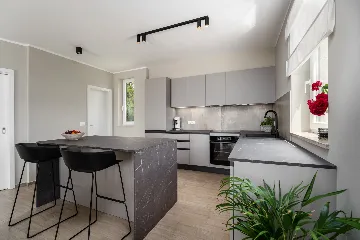 Modern Family Villa with Pool in Grožnjan