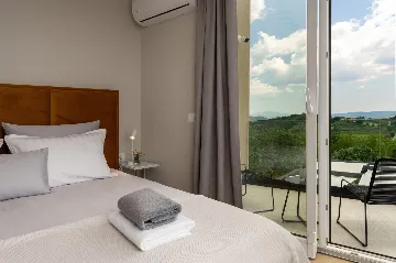 Modern Family Villa with Pool in Grožnjan