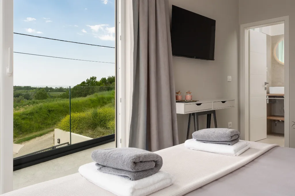 Modern Family Villa with Pool in Grožnjan