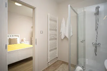 Spacious Family Villa with Pool in Stari Grad