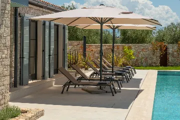 Modern Villa with Pool in Umag