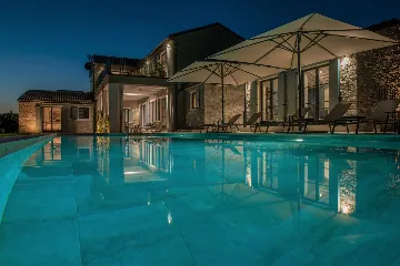 Modern Villa with Pool in Umag