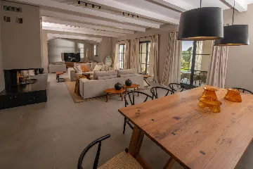 Modern Villa with Pool in Umag