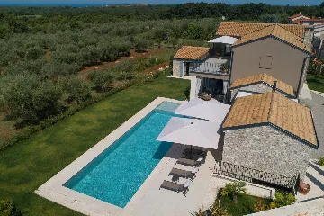 Modern Villa with Pool in Umag