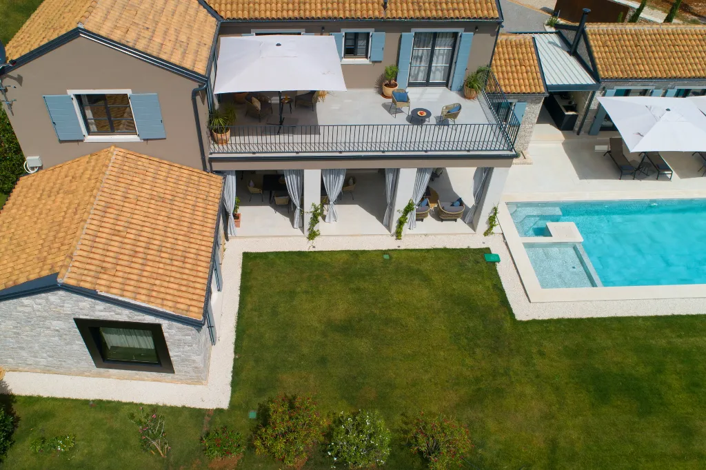 Modern Villa with Pool in Umag