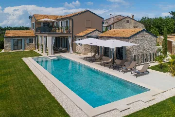 Modern Villa with Pool in Umag