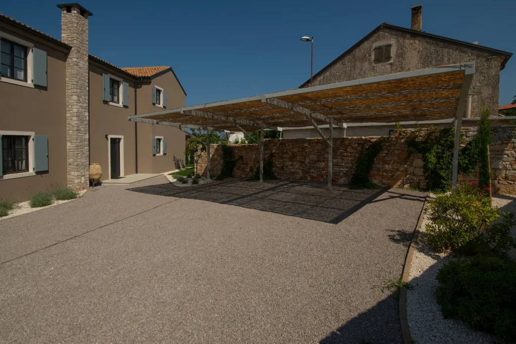 Modern Villa with Pool in Umag