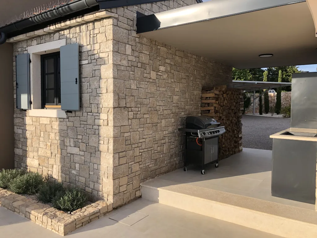 Modern Villa with Pool in Umag