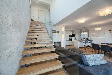 Seaside Infinity Villa in Kaštel Gomilica