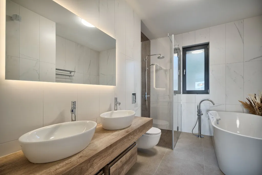 Seaside Infinity Villa in Kaštel Gomilica