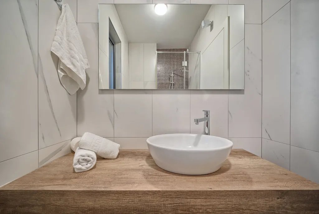 Seaside Infinity Villa in Kaštel Gomilica