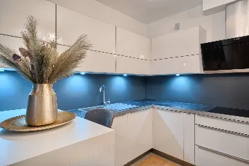 Seaside Infinity Villa in Kaštel Gomilica