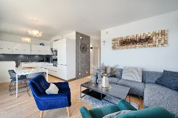 Seaside Infinity Villa in Kaštel Gomilica