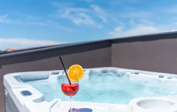 Modern Family Villa with Pool in Vodnjan