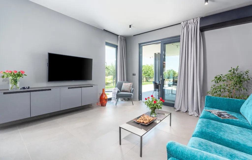 Modern Family Villa with Pool in Vodnjan