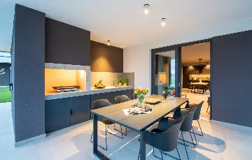 Modern Family Villa with Pool in Vodnjan