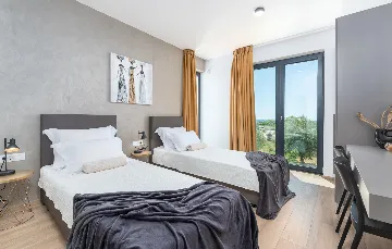 Modern Family Villa with Pool in Vodnjan