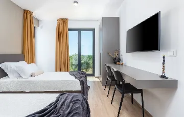 Modern Family Villa with Pool in Vodnjan