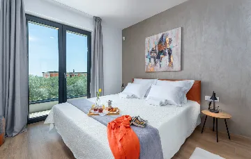 Modern Family Villa with Pool in Vodnjan