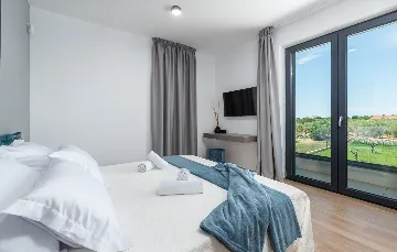 Modern Family Villa with Pool in Vodnjan