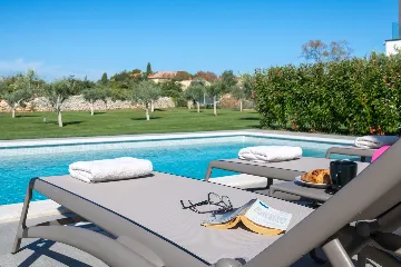 Modern Family Villa with Pool in Vodnjan