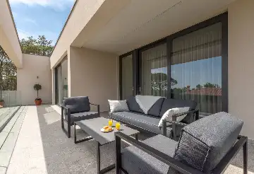 4-Bedroom Villa in Labin for Up to 8 Guests