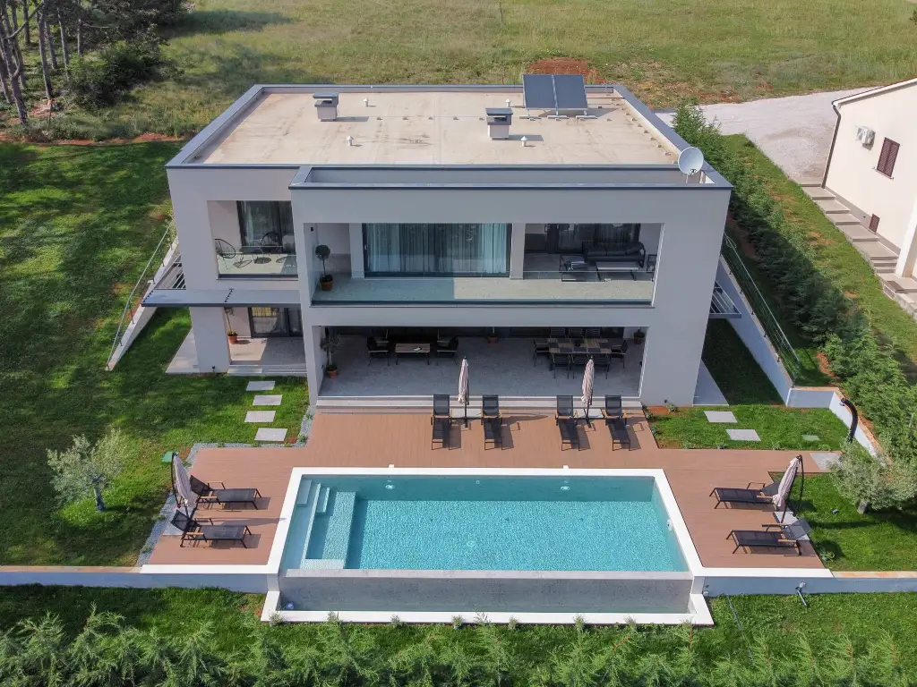 4-Bedroom Villa in Labin for Up to 8 Guests