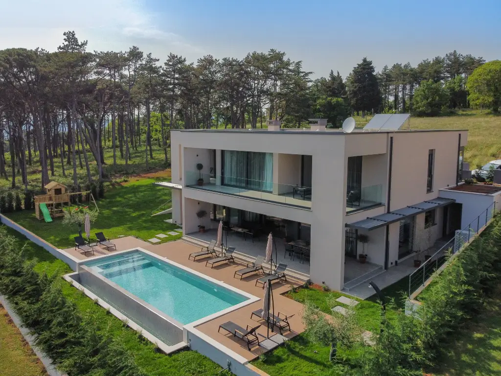 4-Bedroom Villa in Labin for Up to 8 Guests