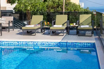 Modern Family Villa with Pool in Okrug Gornji