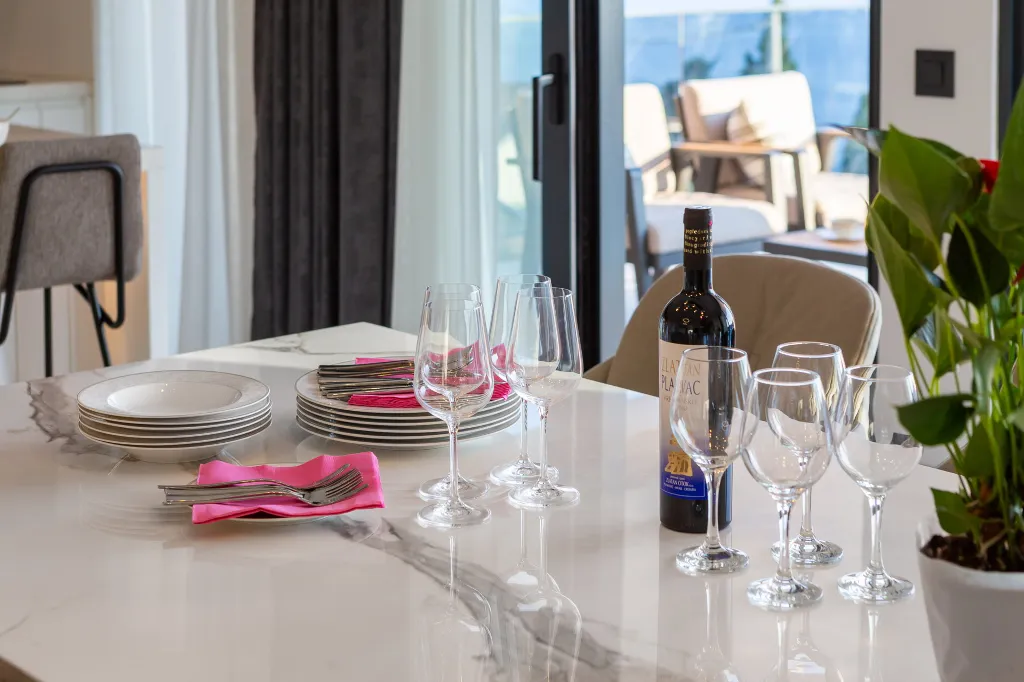 Modern Family Villa with Pool in Okrug Gornji