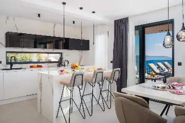 Modern Family Villa with Pool in Okrug Gornji