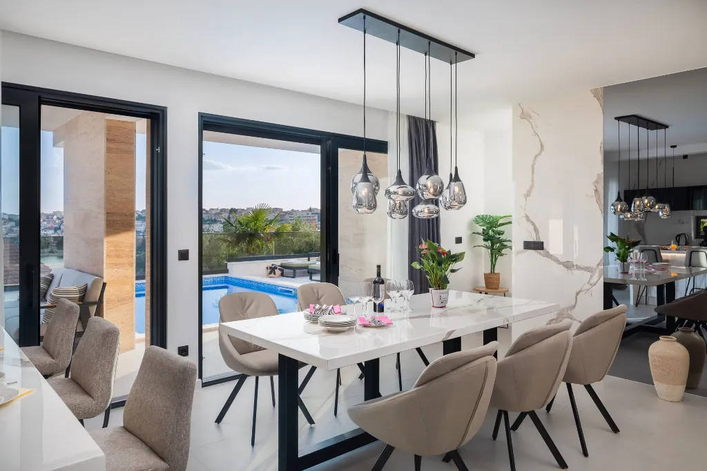 Modern Family Villa with Pool in Okrug Gornji