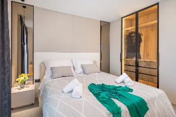 Modern Family Villa with Pool in Okrug Gornji