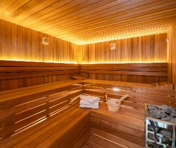 Modern Family Villa with Pool in Okrug Gornji