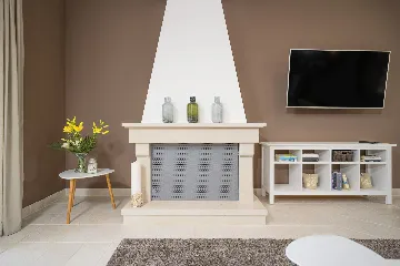 Spacious Family Villa with Pool in Stari Grad