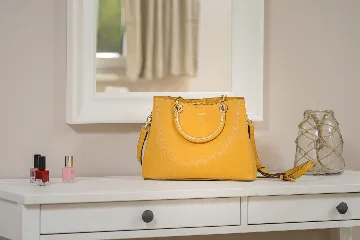 Spacious Family Villa with Pool in Stari Grad