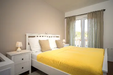 Spacious Villa Retreat with Pool in Stari Grad