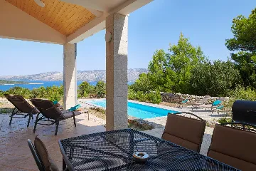 Modern Sea View Villa with Pool in Stari Grad
