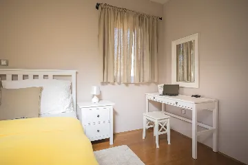 Modern Sea View Villa with Pool in Stari Grad