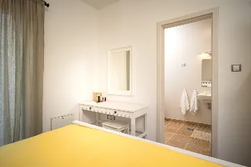 Modern Sea View Villa with Pool in Stari Grad