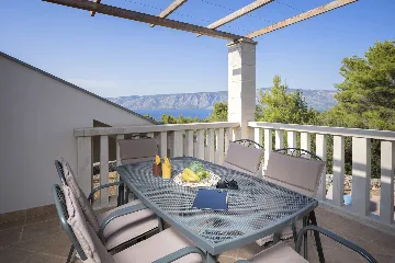 Modern Sea View Villa with Pool in Stari Grad