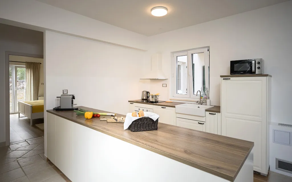 Contemporary Villa with Pool in Stari Grad