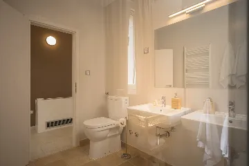 Contemporary Villa with Pool in Stari Grad