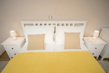 Contemporary Villa with Pool in Stari Grad